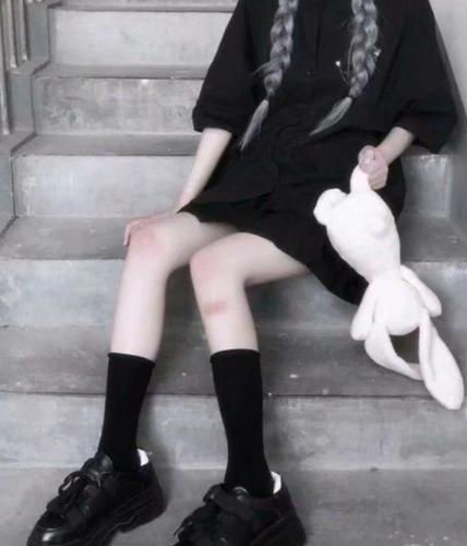《稠蜜软桃》作者：满知良小说阅读