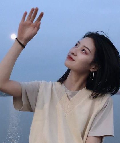 村里有朵霸王花