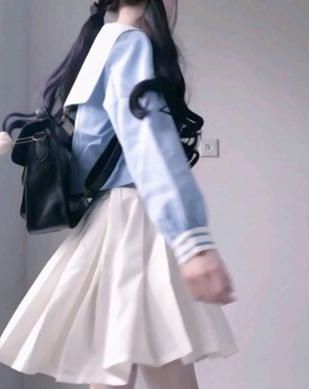 《槐树之下》作者：夜雨秋灯小说阅读