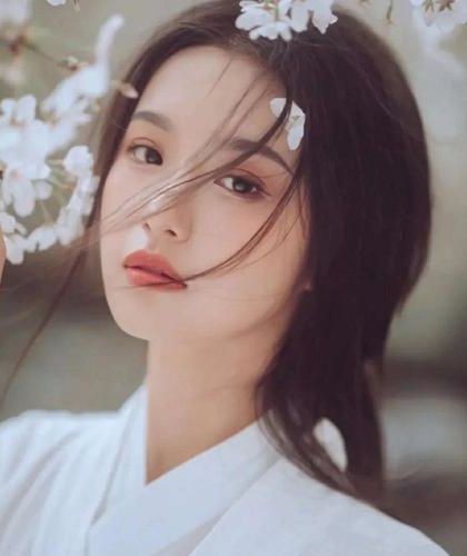 《自己的老婆自己养》作者关尼尼小说阅读